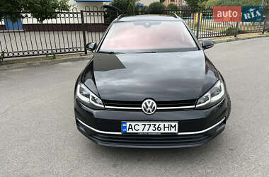 Универсал Volkswagen Golf 2020 в Киеве