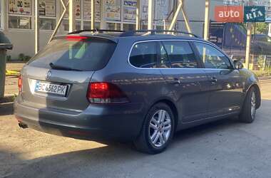 Універсал Volkswagen Golf 2012 в Кам'янці-Бузькій