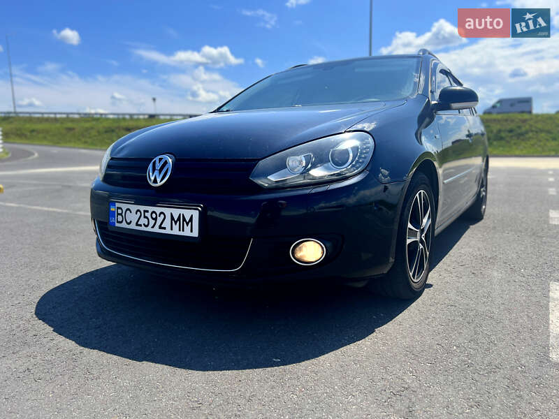 Універсал Volkswagen Golf 2012 в Львові