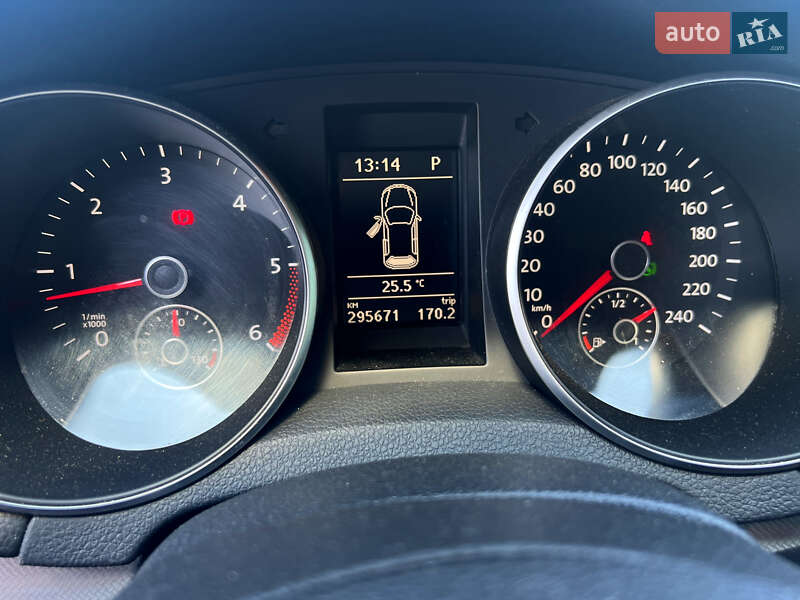 Універсал Volkswagen Golf 2012 в Львові