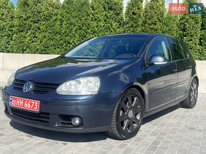 Хетчбек Volkswagen Golf 2007 в Рівному