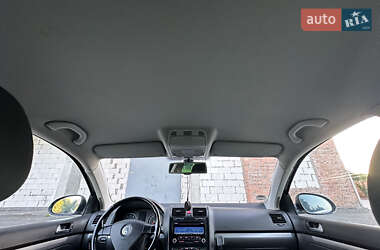 Универсал Volkswagen Golf 2009 в 