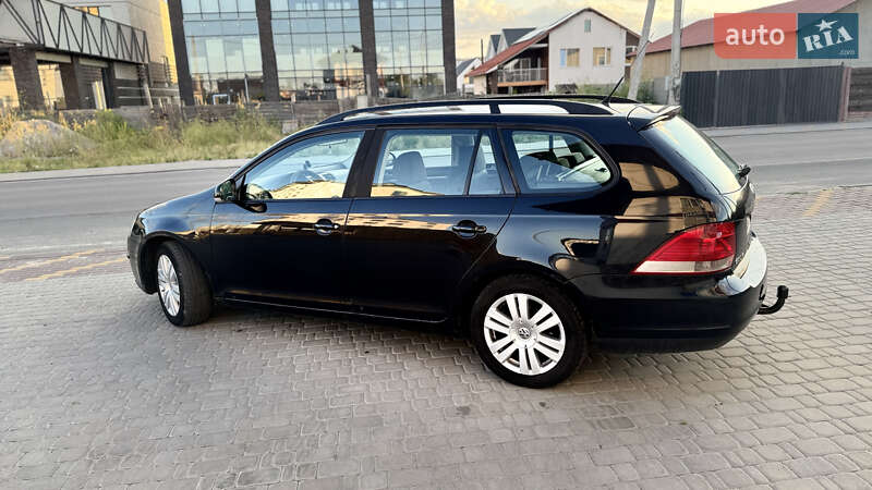 Универсал Volkswagen Golf 2008 в Киеве