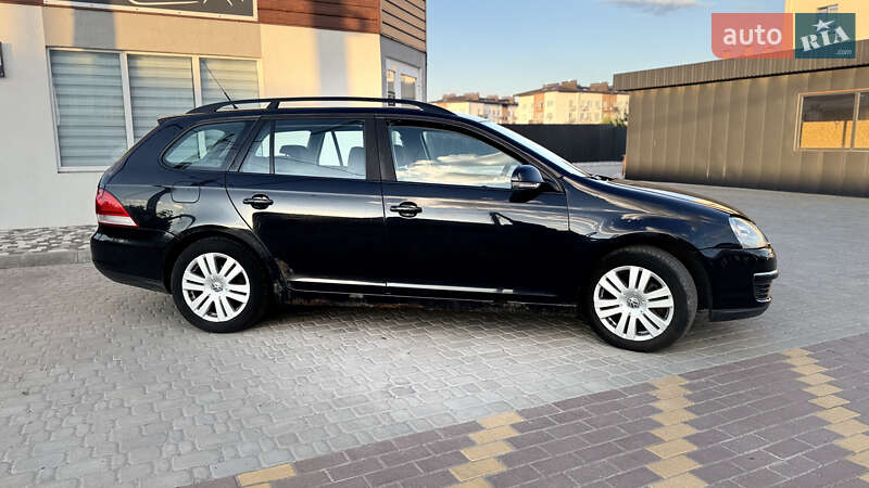 Универсал Volkswagen Golf 2008 в Киеве