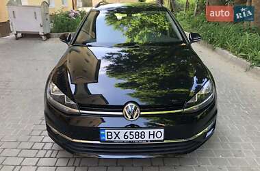 Универсал Volkswagen Golf 2018 в Хмельницком