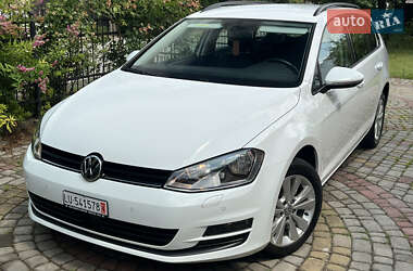 Универсал Volkswagen Golf 2015 в Луцке