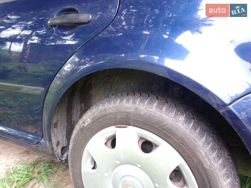 Универсал Volkswagen Golf 2001 в Самборе