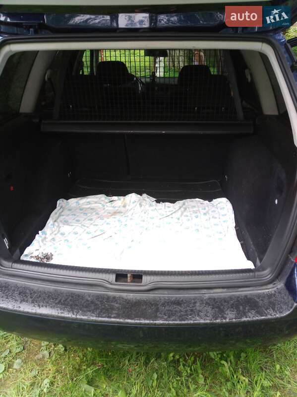 Универсал Volkswagen Golf 2001 в Самборе