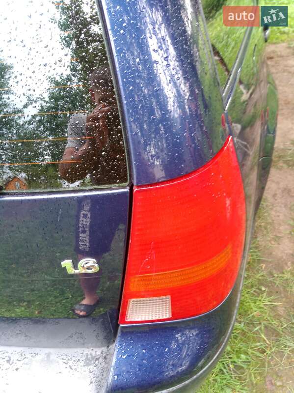 Универсал Volkswagen Golf 2001 в Самборе