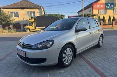 Хетчбек Volkswagen Golf 2010 в Виноградові
