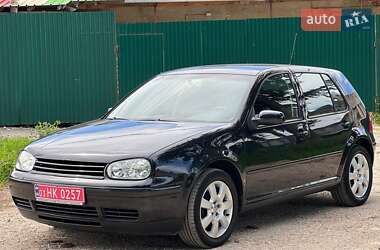 Хетчбек Volkswagen Golf 2003 в Красилові