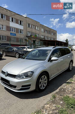 Универсал Volkswagen Golf 2014 в Сумах