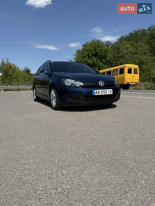 Універсал Volkswagen Golf 2010 в Ямполі