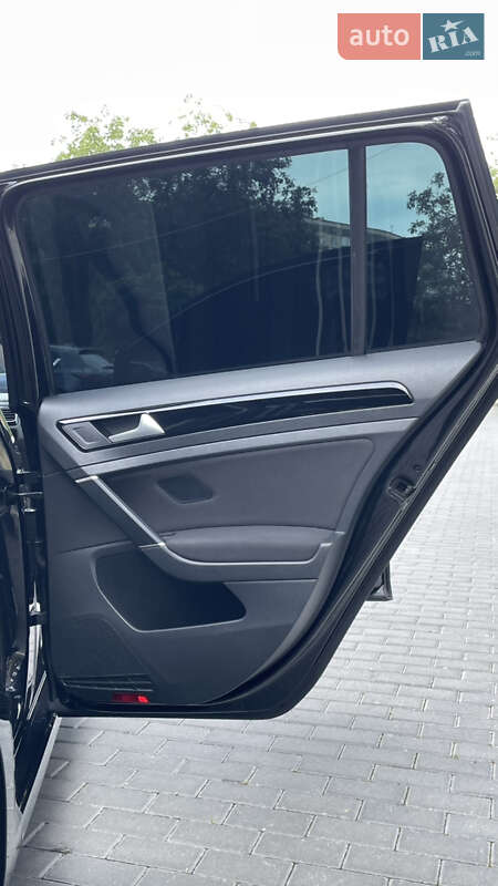 Универсал Volkswagen Golf 2017 в Полтаве фото 22 Универсал Volkswagen Golf 2017 в Полтаве