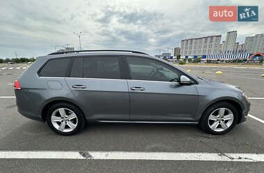 Универсал Volkswagen Golf 2015 в 