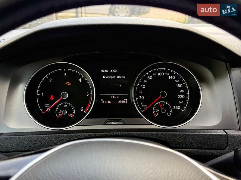 Універсал Volkswagen Golf 2014 в Хмільнику