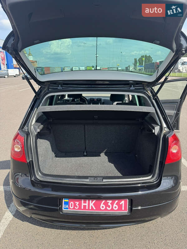 Хэтчбек Volkswagen Golf 2008 в Ковеле