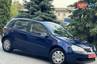 Хетчбек Volkswagen Golf 2006 в Павлограді
