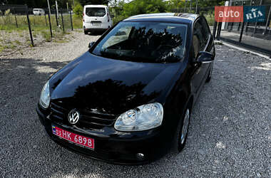 Хетчбек Volkswagen Golf 2005 в Вінниці
