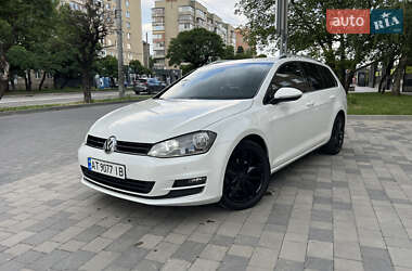 Універсал Volkswagen Golf 2014 в Івано-Франківську