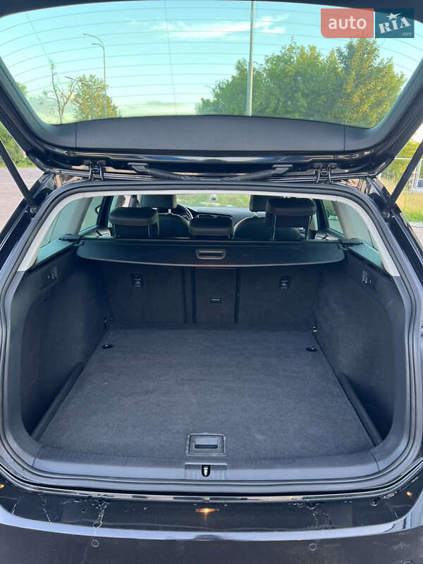 Универсал Volkswagen Golf 2014 в Ровно