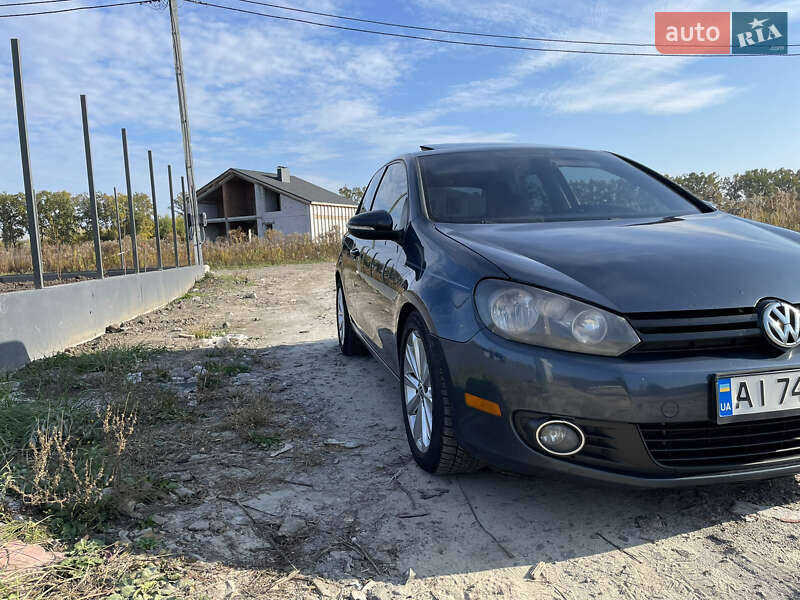 Хетчбек Volkswagen Golf 2012 в Києві