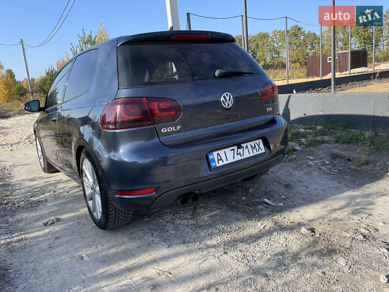 Хетчбек Volkswagen Golf 2012 в Києві