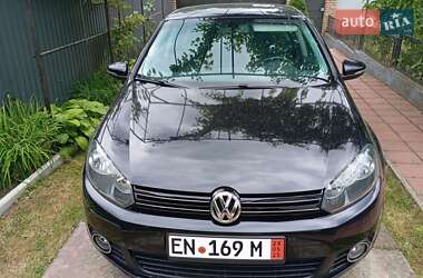Хетчбек Volkswagen Golf 2010 в Чернівцях