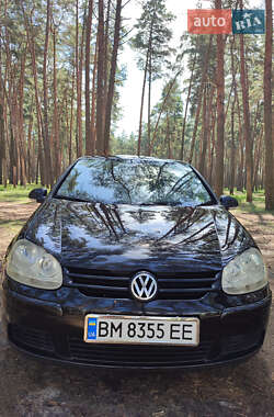 Хетчбек Volkswagen Golf 2004 в Сумах