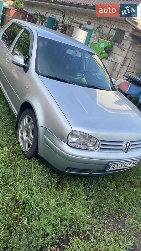 Volkswagen Golf 2001
