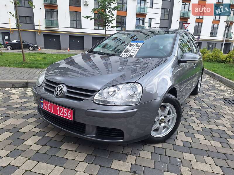 Хетчбек Volkswagen Golf 2006 в Івано-Франківську