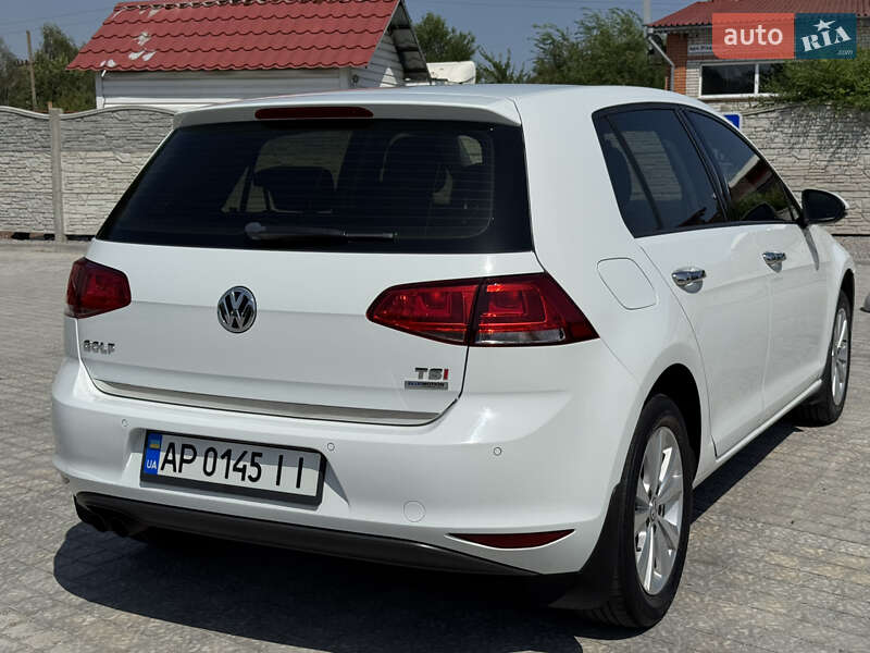 Хэтчбек Volkswagen Golf 2013 в Запорожье