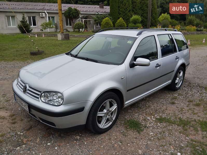 Универсал Volkswagen Golf 2006 в Виннице