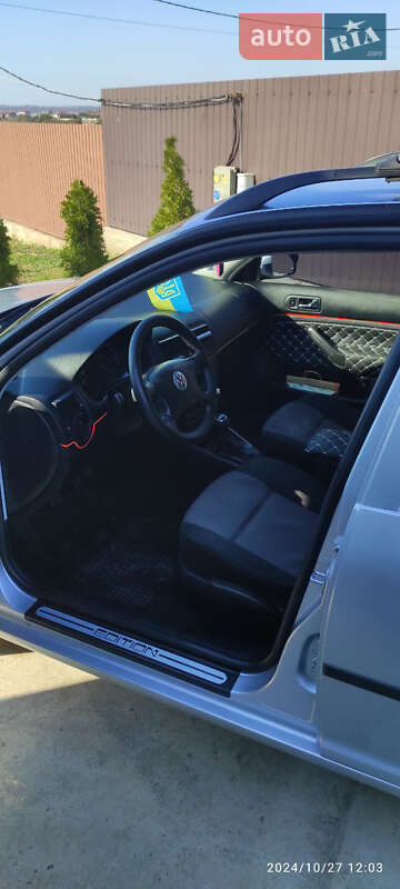 Volkswagen Golf 2000