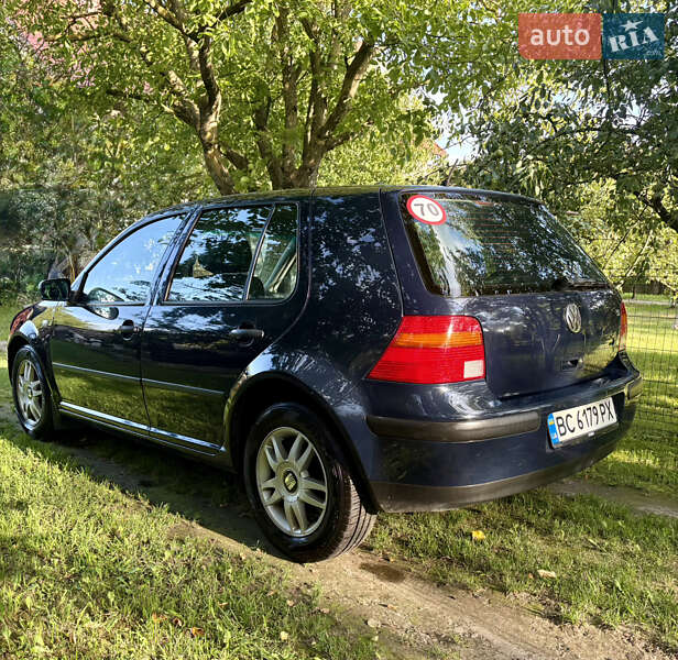 Хэтчбек Volkswagen Golf 2000 в Львове