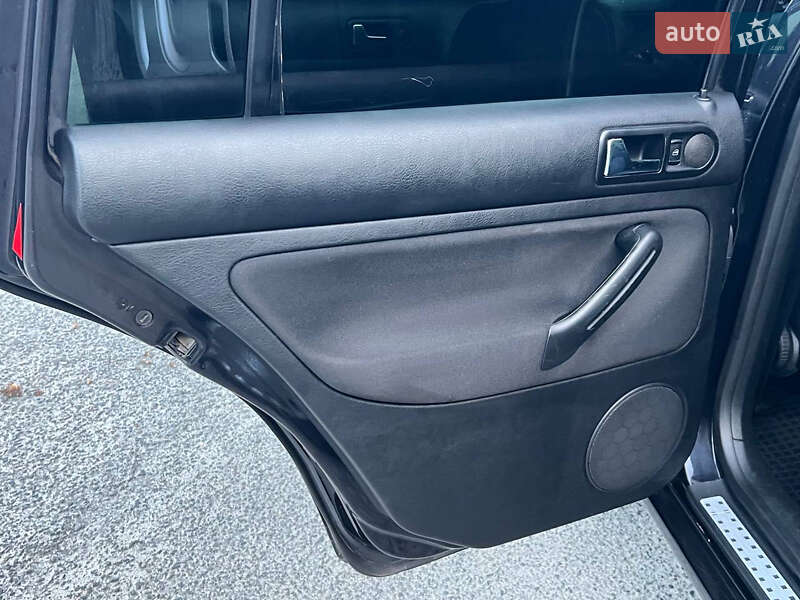 Универсал Volkswagen Golf 2003 в Лубнах