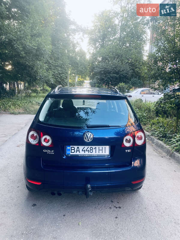 Универсал Volkswagen Golf 2009 в Кропивницком