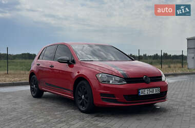 Хетчбек Volkswagen Golf 2016 в Новомосковську