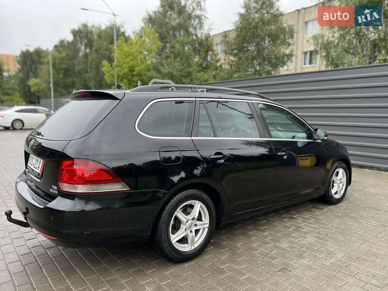 Универсал Volkswagen Golf 2011 в Ковеле