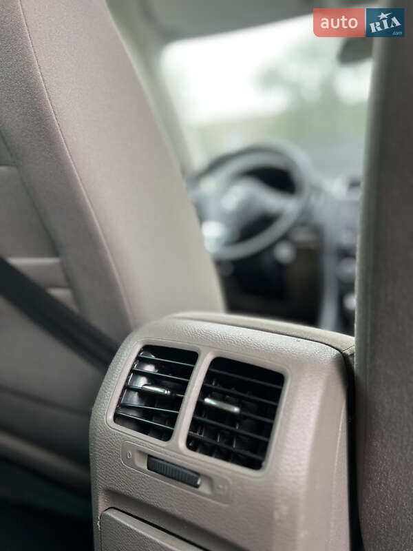 Универсал Volkswagen Golf 2011 в Ковеле