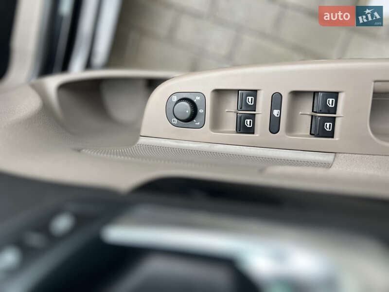 Универсал Volkswagen Golf 2011 в Ковеле