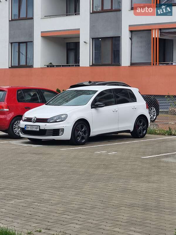 Хэтчбек Volkswagen Golf 2011 в Одессе
