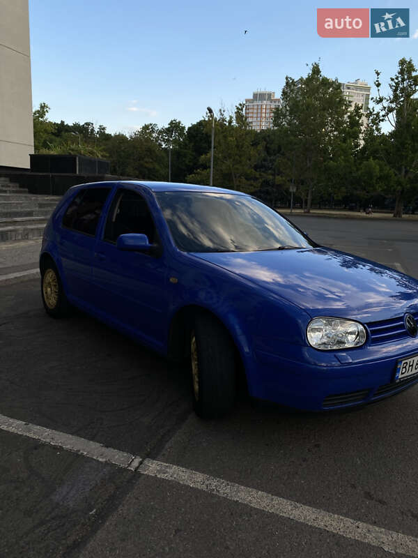 Хэтчбек Volkswagen Golf 1998 в Одессе
