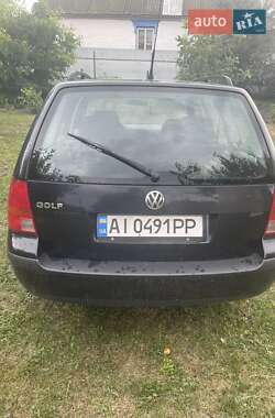 Универсал Volkswagen Golf 2003 в Ракитном