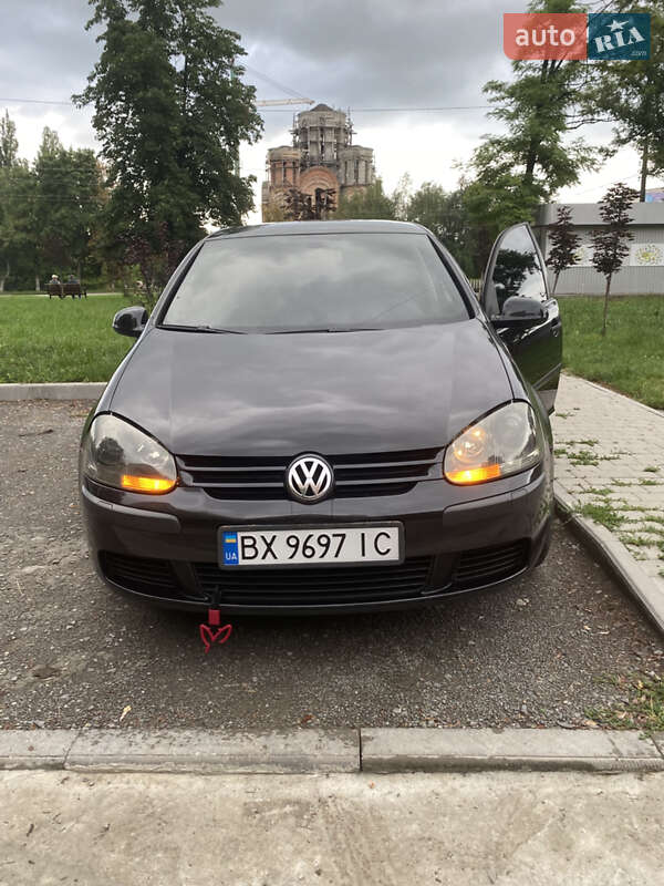 Volkswagen Golf 2004