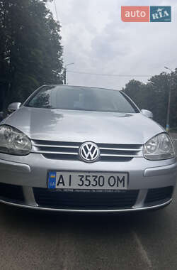 Хетчбек Volkswagen Golf 2004 в Броварах