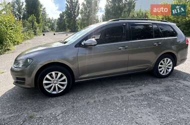 Універсал Volkswagen Golf 2014 в Сумах