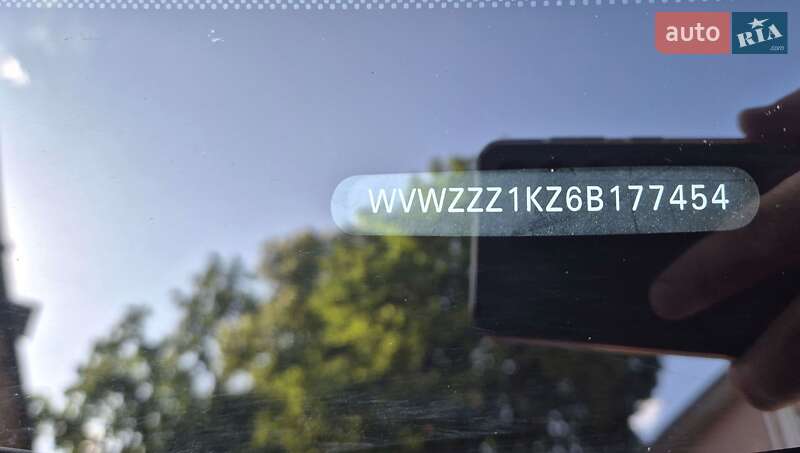 Хэтчбек Volkswagen Golf 2006 в Могилев-Подольске