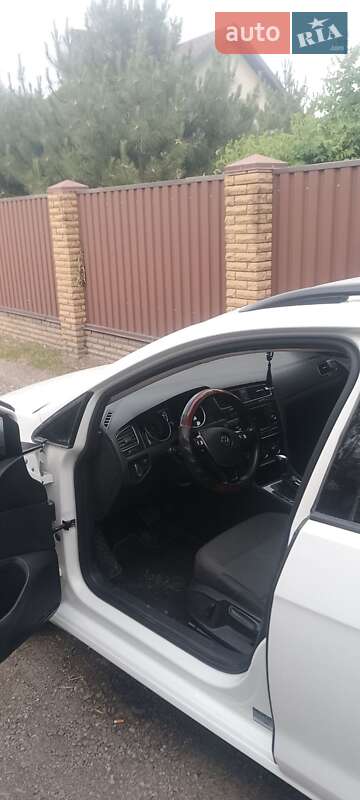 Универсал Volkswagen Golf 2019 в Днепре