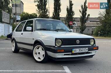 Хэтчбек Volkswagen Golf 1987 в Киеве